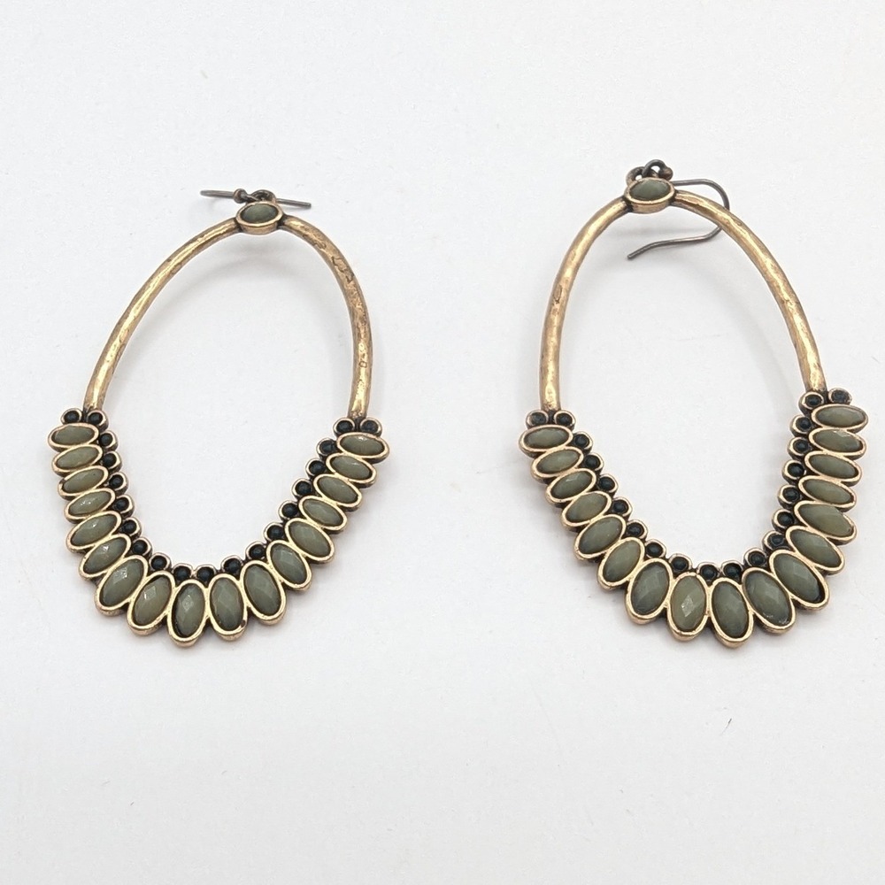 Vintage Gold Tone Olive Green Stone Beaded Oval Hoop Dangle Earrings Boho